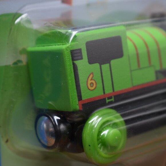 Percy 6 Green Thomas & Friends Real Wood Railways Wooden Engine Train 2018 New - Picture 7 of 9